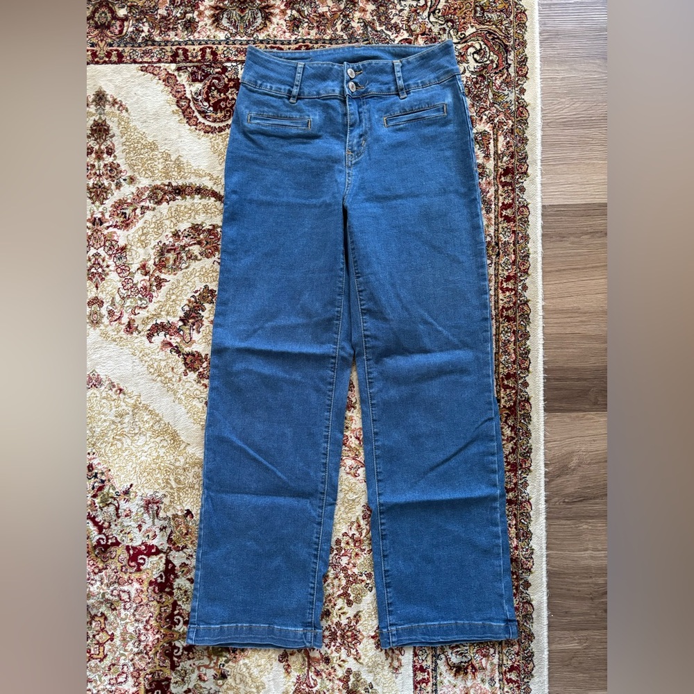 Classic Blue Women's Jeans jegging material